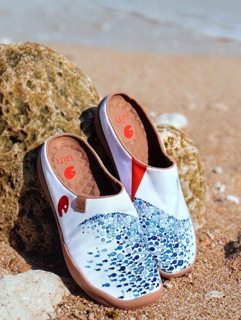 UIN White Slip-On Mules with Blue Fish Dot Pattern